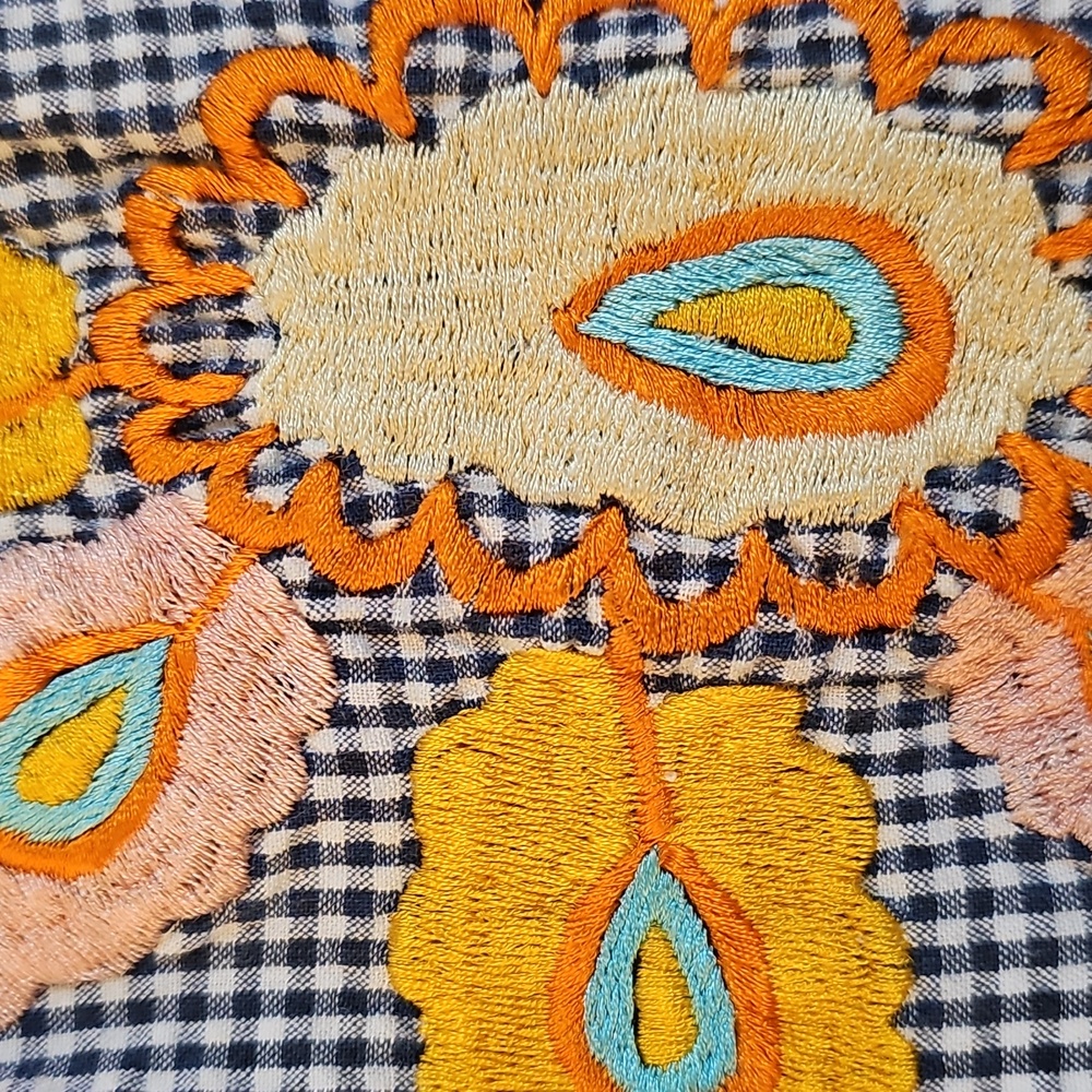 Top - Picture 10 of 16